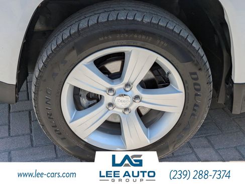 Used 2011 Jeep Compass 2WD image 8