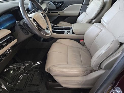 Used 2020 Lincoln Aviator Reserve w/ Equipment Group 202A image 24