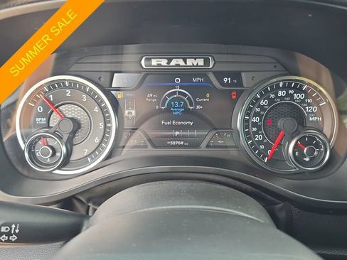 Used 2025 RAM 1500 Laramie AWD/4WD image 27