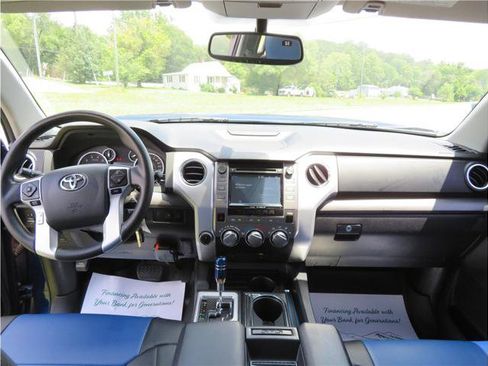 Used 2015 Toyota Tundra SR5 w/ TRD Off Road Package image 6