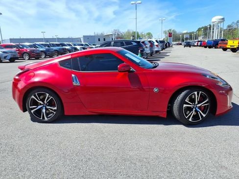Certified 2019 Nissan 370Z Touring Sport RWD image 2