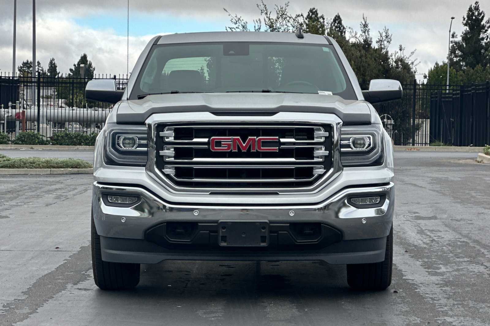 Used 2018 GMC Sierra 1500 SLT AWD/4WD image 9