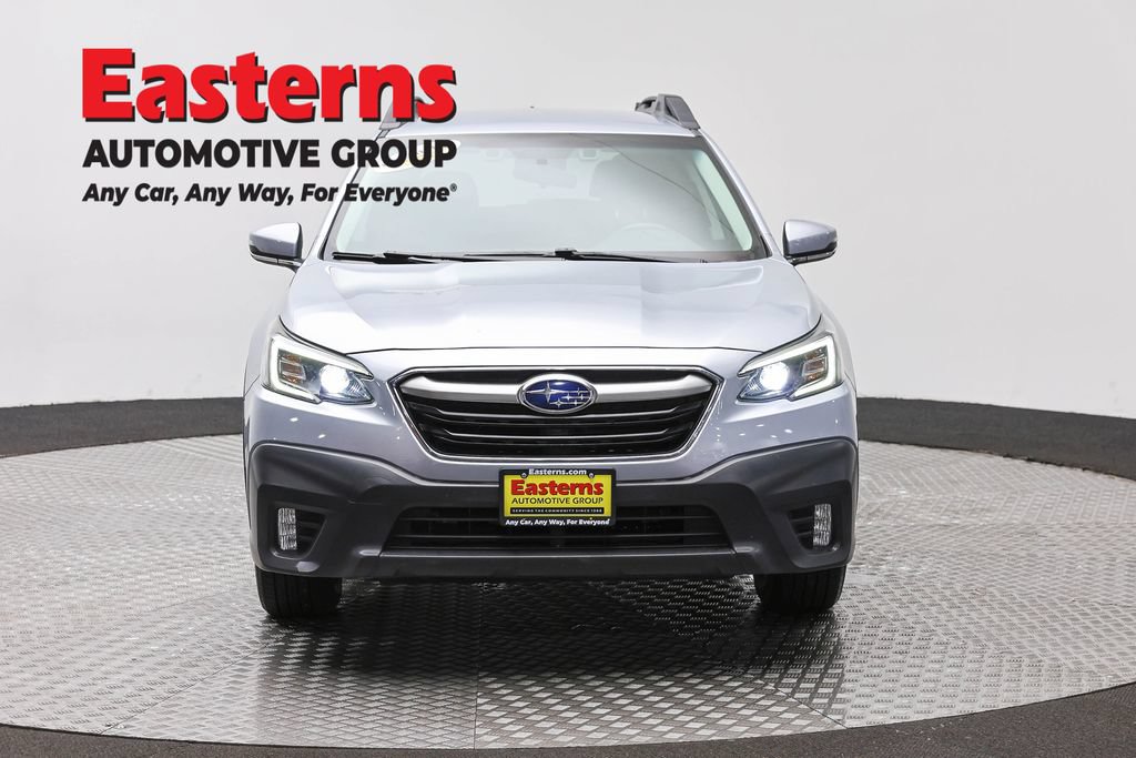 Used 2022 Subaru Outback Premium AWD/4WD image 4