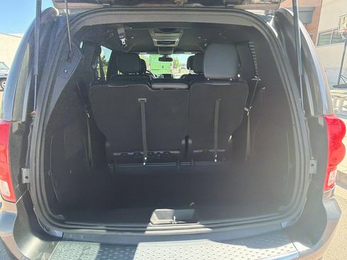 Used 2020 Dodge Grand Caravan GT FWD image 31