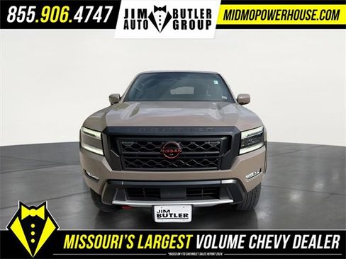 Used 2022 Nissan Frontier PRO-4X image 4