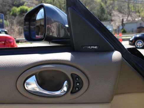 Used 2004 Jaguar XK8 Convertible image 25