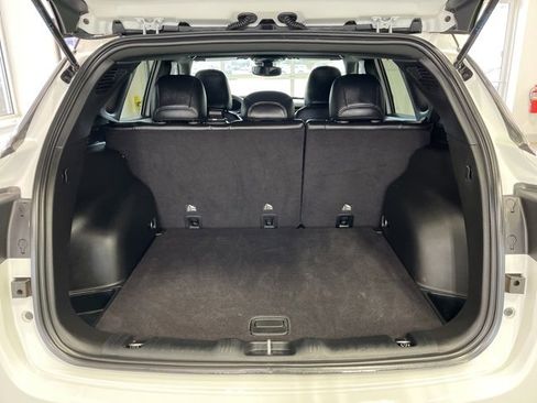 Certified 2024 Jeep Compass Limited image 10