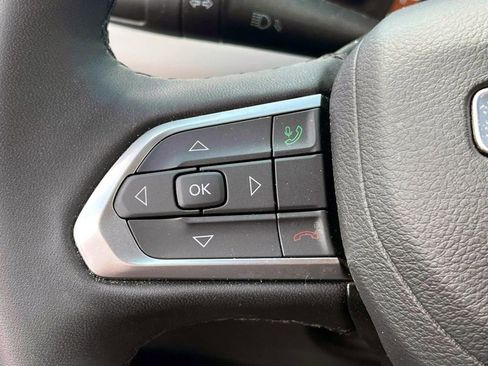 Certified 2025 Jeep Compass Limited AWD/4WD image 22