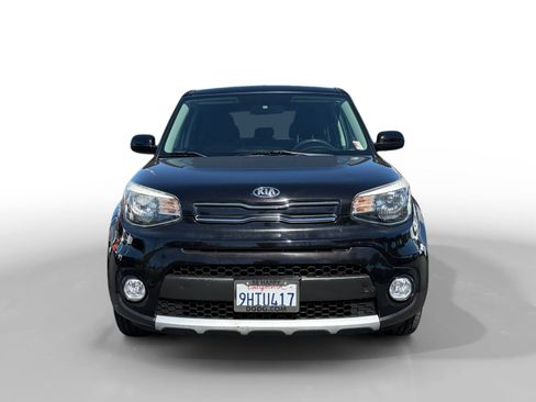 Used 2018 Kia Soul + FWD image 8