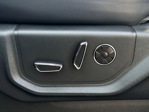 Used 2022 Ford F350 Platinum image 19