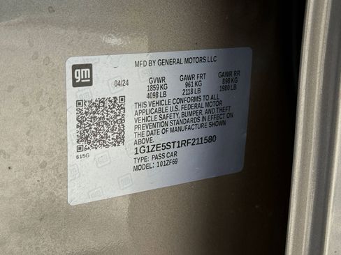 Used 2024 Chevrolet Malibu LT image 23