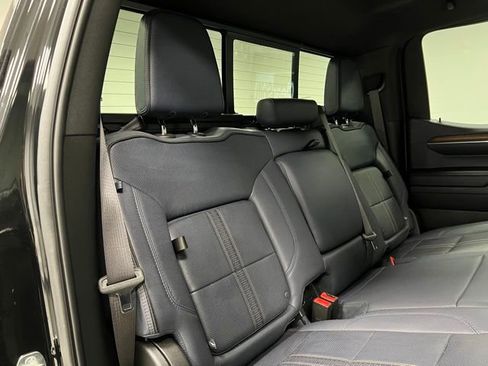 Used 2023 Chevrolet Silverado 1500 High Country w/ High Country Premium Package AWD/4WD image 54