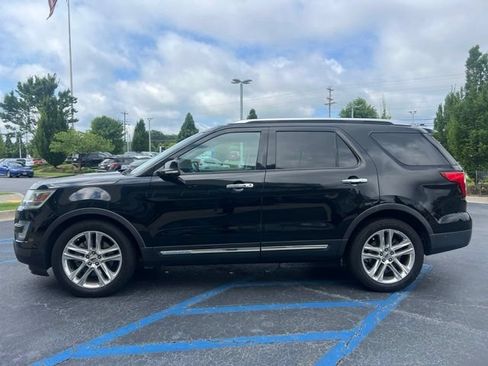 Used 2016 Ford Explorer Limited w/ Equipment Group 301A FWD image 8