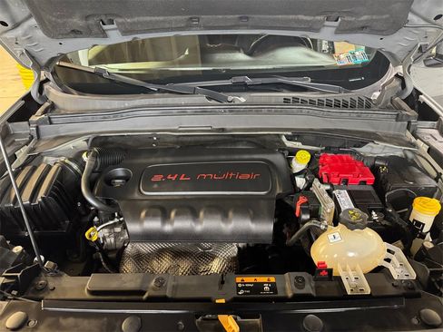 Used 2020 Jeep Renegade Altitude image 27