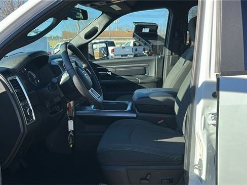 Used 2022 RAM 1500 Classic Warlock w/ Electronics Group image 10