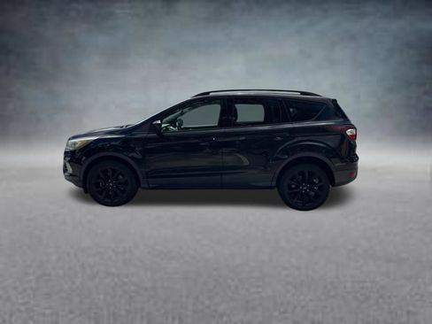 Used 2017 Ford Escape SE w/ SE Sport Appearance Package FWD image 8