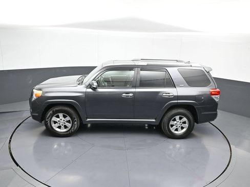 Used 2011 Toyota 4Runner SR5 w/ Premium Pkg w/Leather AWD/4WD image 40