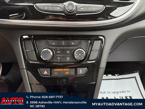 Used 2022 Buick Encore Preferred w/ Safety Package image 17