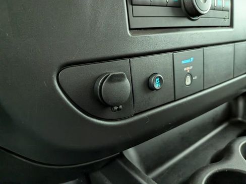Used 2024 GMC Savana 2500 w/ Driver Convenience Package RWD image 6