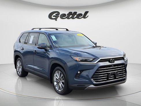 Certified 2024 Toyota Grand Highlander Platinum image 2