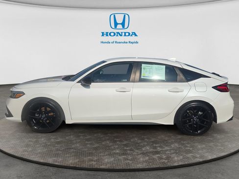 Used 2024 Honda Civic Sport image 2