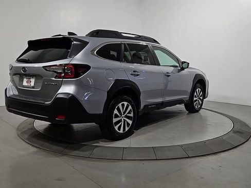 Certified 2025 Subaru Outback Premium AWD/4WD image 5
