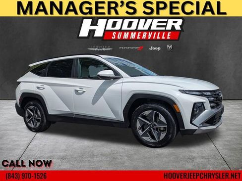 Used 2025 Hyundai Tucson SEL FWD image 1