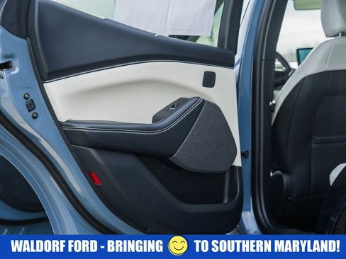 Used 2023 Ford Mustang Mach-E Premium image 35