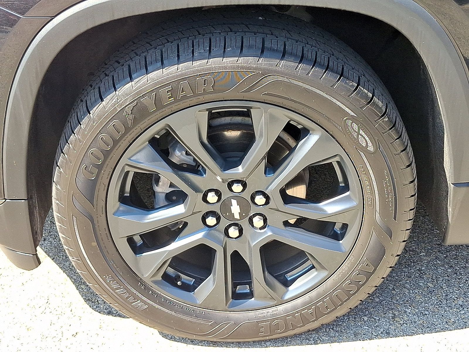 Used 2020 Chevrolet Traverse RS w/ LPO, Cargo Package AWD/4WD image 8