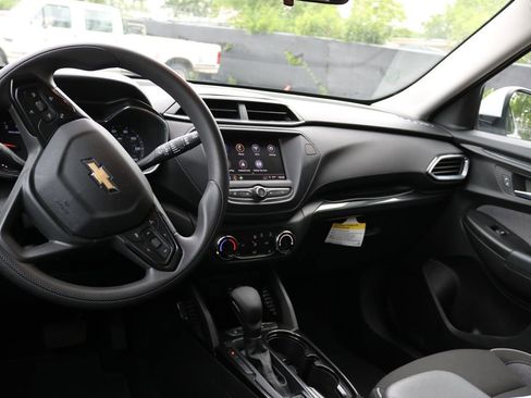 Used 2023 Chevrolet TrailBlazer LT image 14
