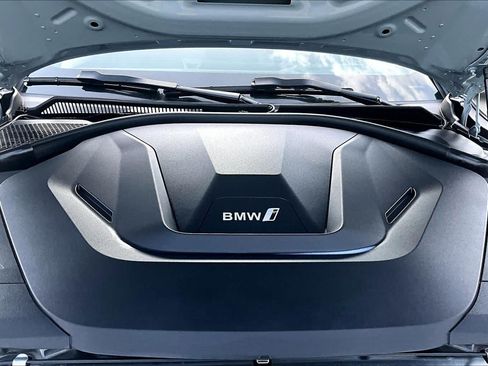 Used 2025 BMW i4 eDrive40 RWD image 31