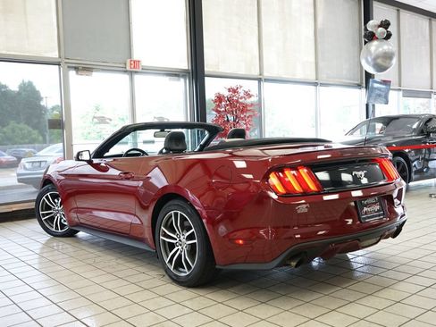Used 2015 Ford Mustang Premium RWD image 7