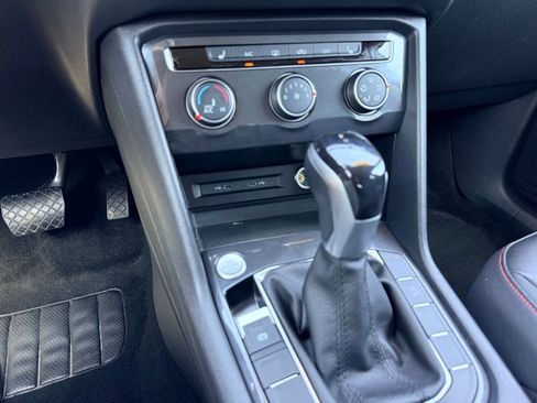 Used 2024 Volkswagen Tiguan Wolfsburg Edition FWD image 30