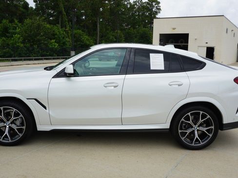 Used 2022 BMW X6 xDrive40i w/ M Sport Package AWD/4WD image 5