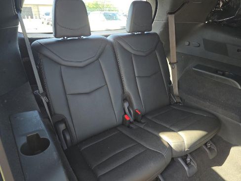 Used 2021 Cadillac XT6 Premium Luxury FWD image 14