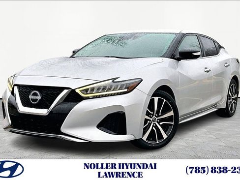 Used 2023 Nissan Maxima SV w/ Floor Mat Group image 1