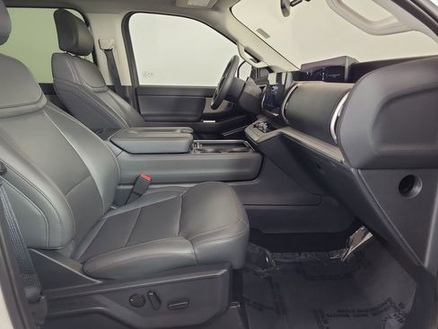 Used 2025 Ford Expedition Max Active image 22