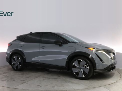 Used 2023 Nissan Ariya image 5