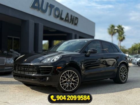 Used 2018 Porsche Macan AWD/4WD image 1