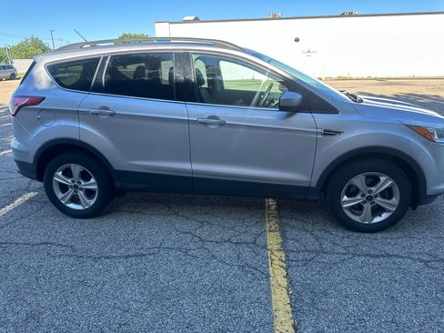 Used 2014 Ford Escape SE w/ Equipment Group 201A FWD image 18