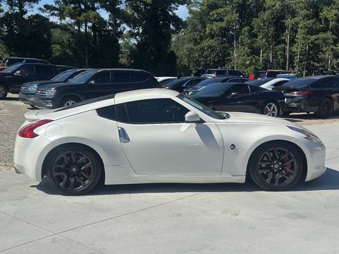 Used 2012 Nissan 370Z Coupe w/ Sport Pkg RWD image 10