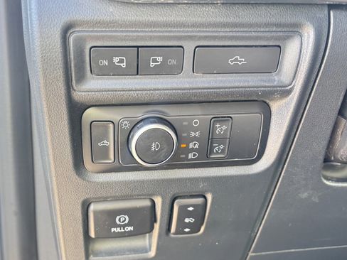 Certified 2022 Ford F150 Lariat w/ Equipment Group 502A High image 32