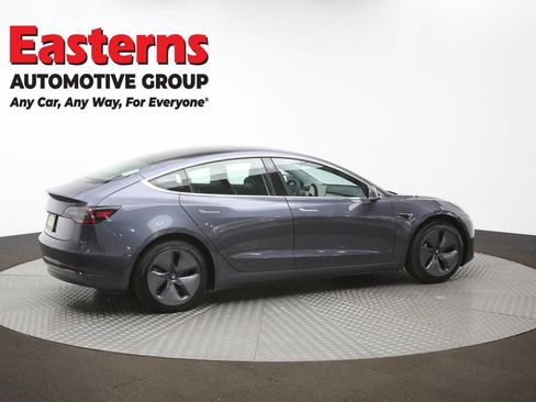 Used 2019 Tesla Model 3 Standard Range image 41