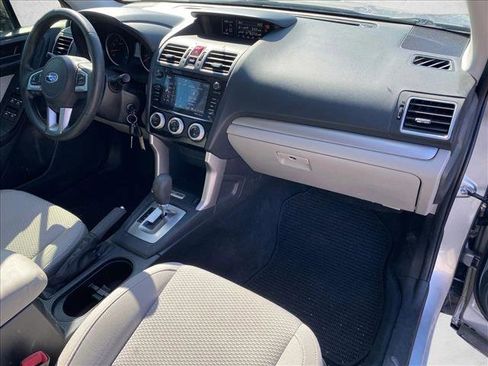 Used 2017 Subaru Forester 2.5i Premium w/ Popular Package #2A AWD/4WD image 27
