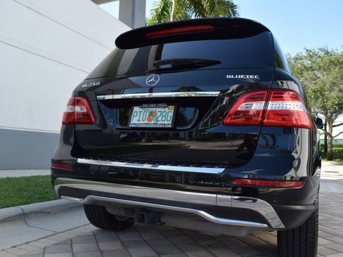 Used 2015 Mercedes-Benz ML 250 BlueTEC 4MATIC image 19