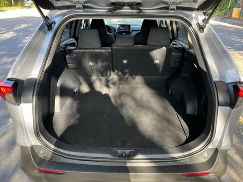 Used 2025 Toyota RAV4 LE image 30