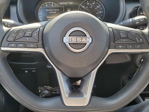 Certified 2023 Nissan Kicks SV FWD image 17