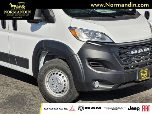 New 2026 RAM ProMaster 2500 w/ Convenience Group FWD image 3