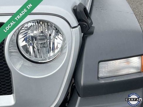 Certified 2022 Jeep Wrangler Sport S image 9