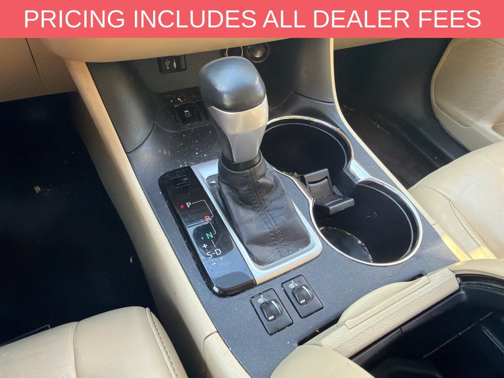 Used 2015 Toyota Highlander XLE FWD image 16